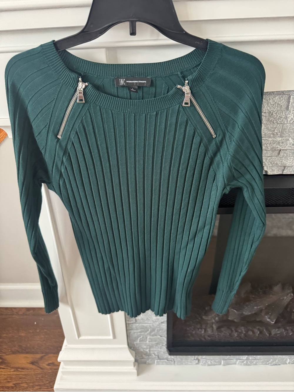 Macy’s INC Top Women’s International Concepts Dark Green Ribbed Knit top